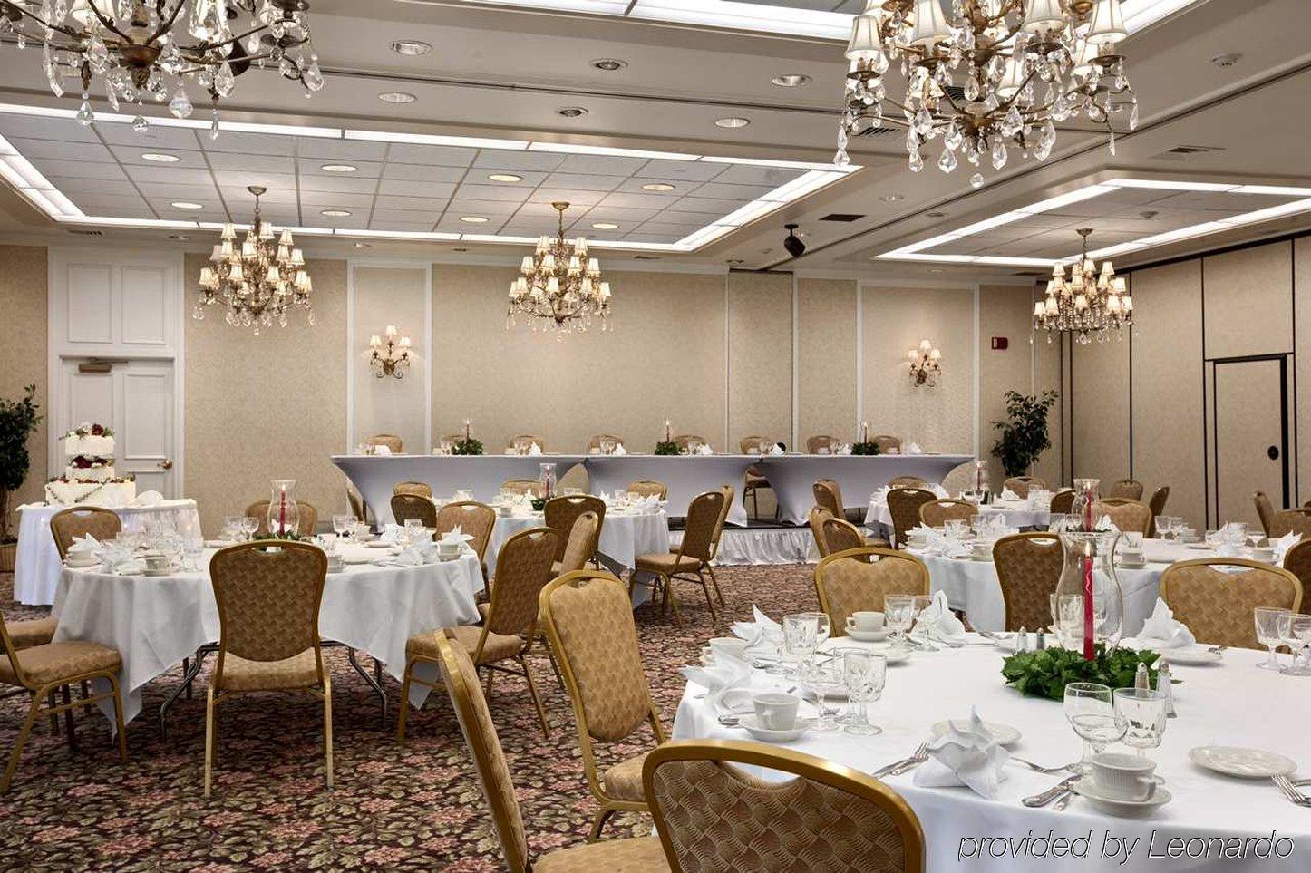 Delta Hotels By Marriott Burlington Ristorante foto
